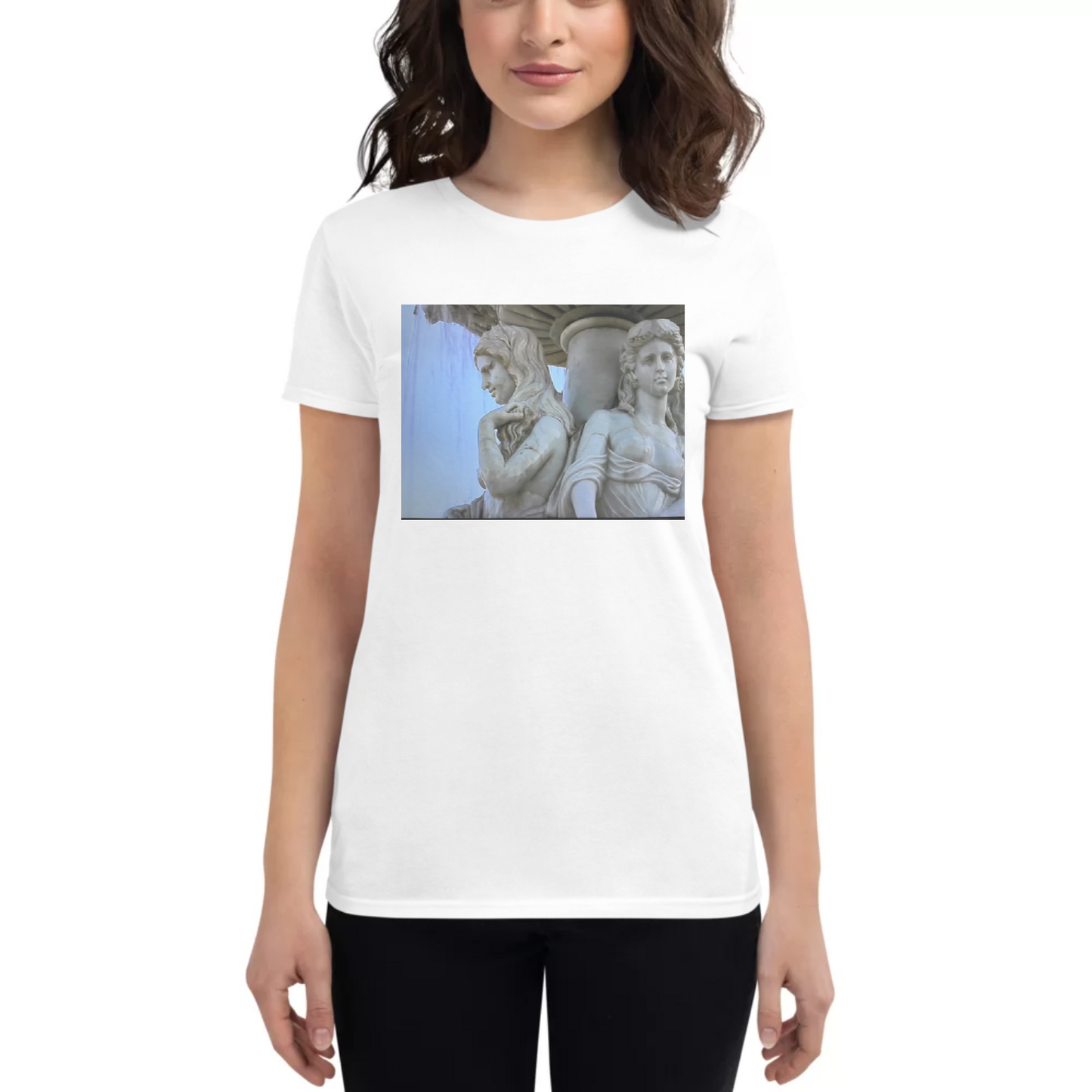 Women's short sleeve t-shirt